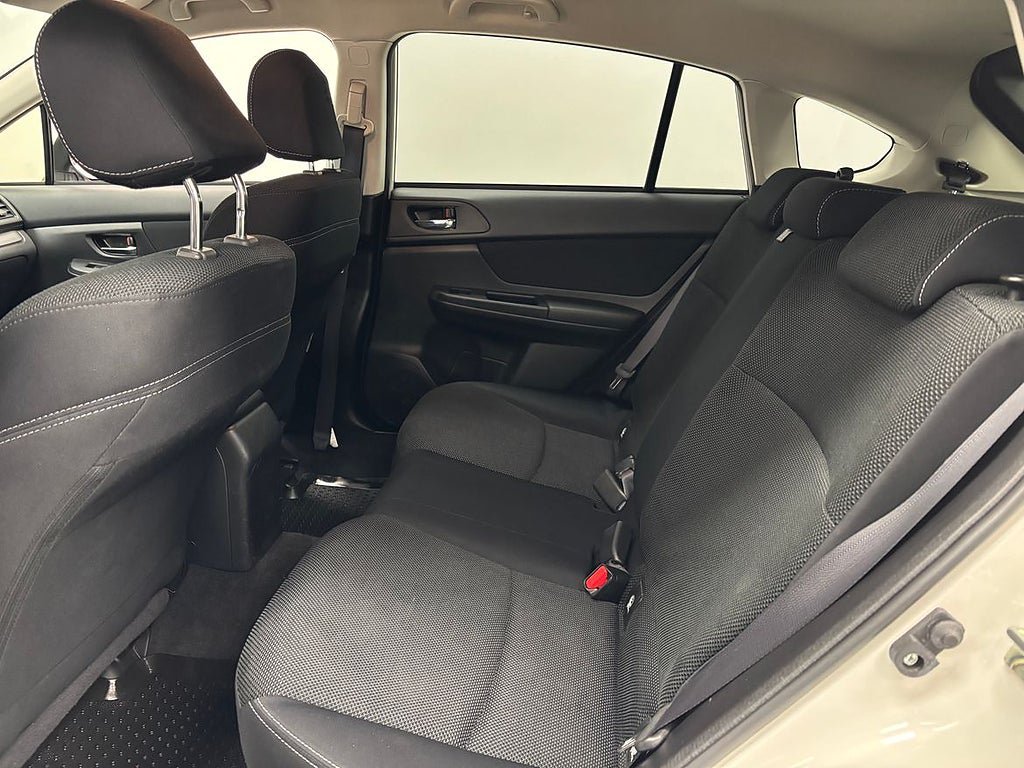 Vehicle Image 15