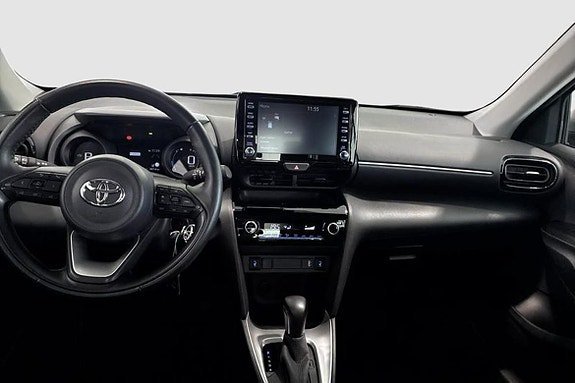 Vehicle Image 10