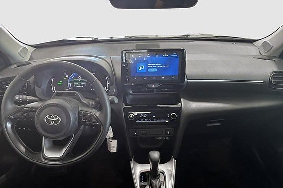 Vehicle Image 9