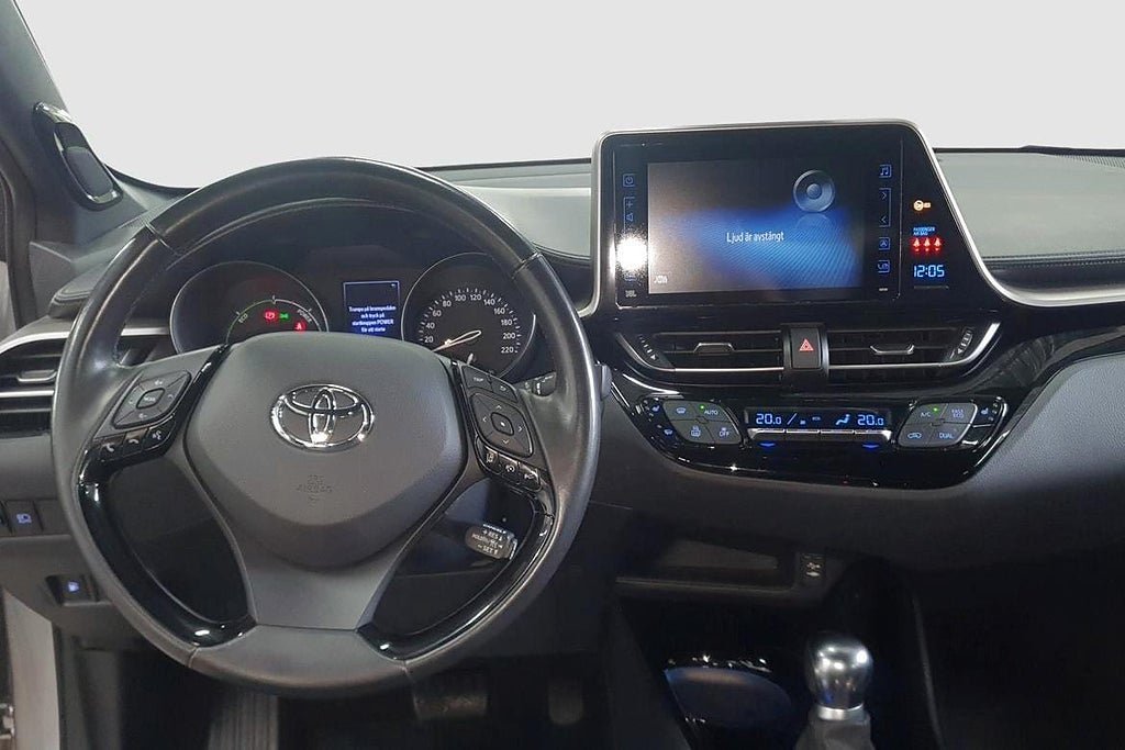 Vehicle Image 9