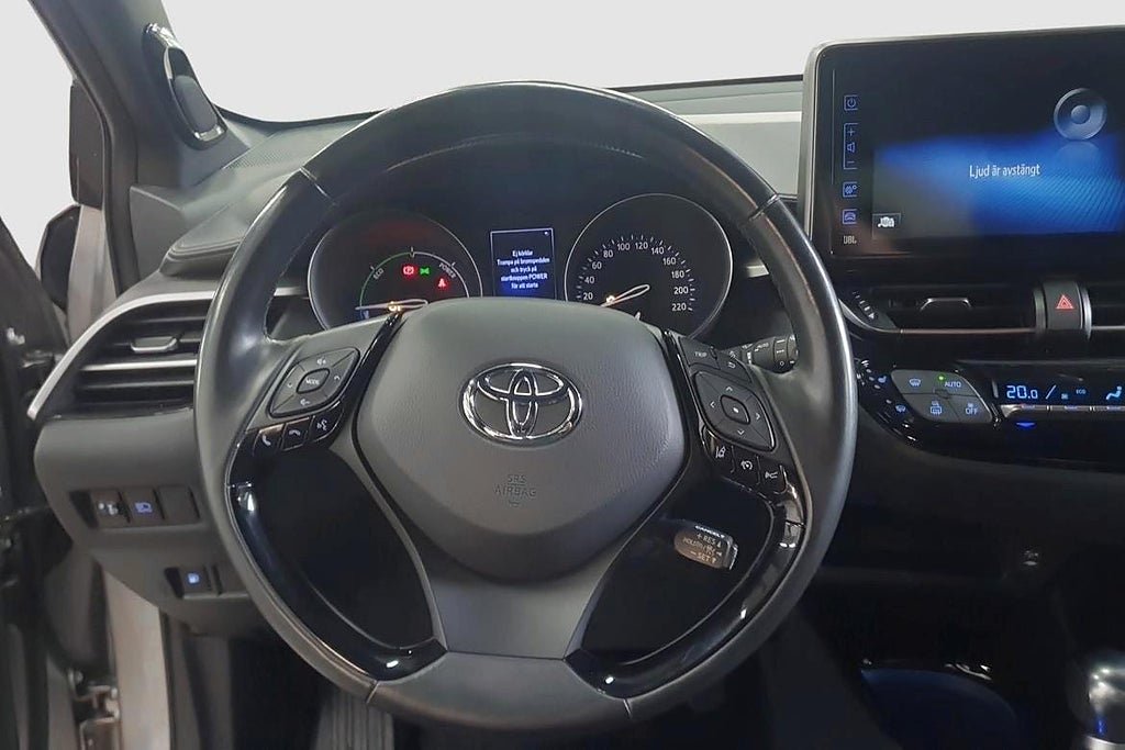 Vehicle Image 10