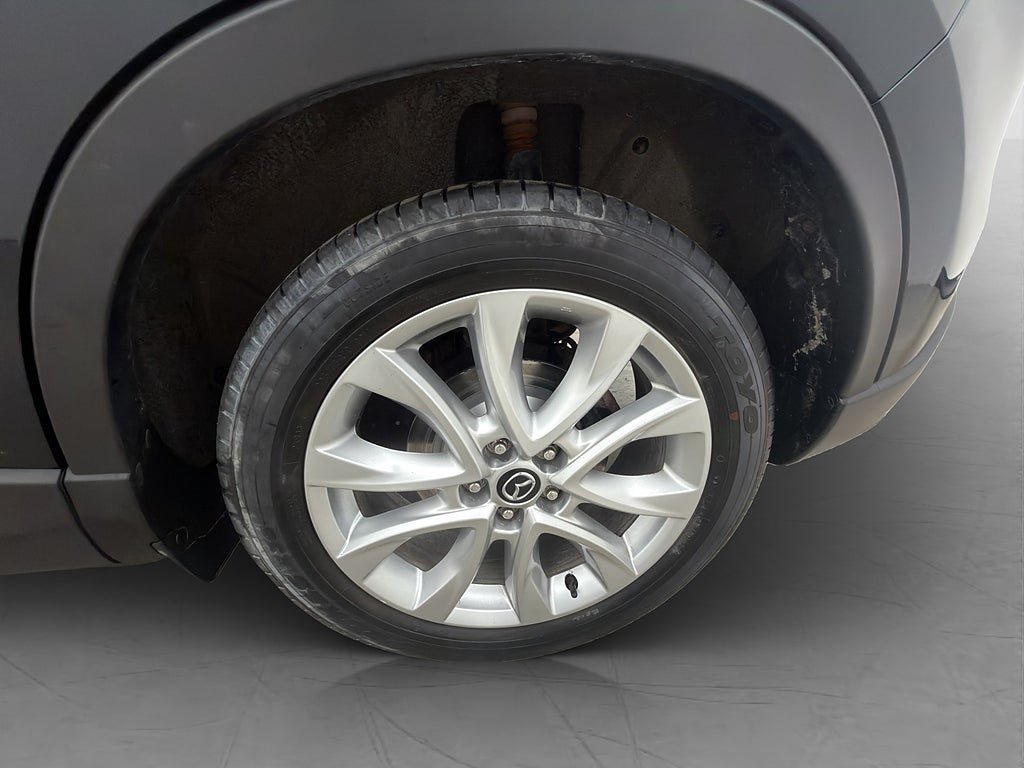 Vehicle Image 30