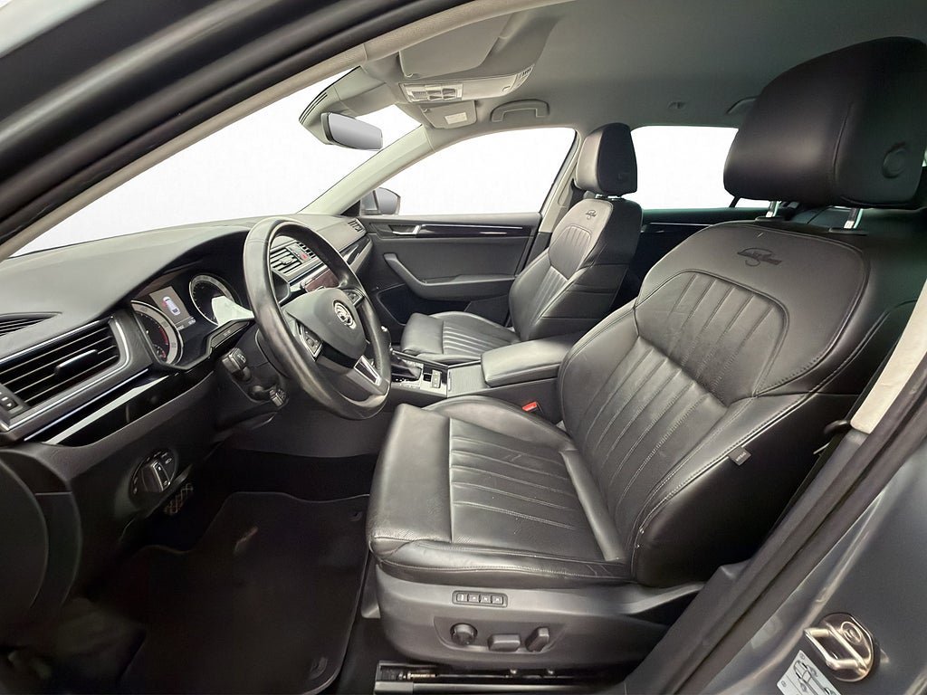 Vehicle Image 18