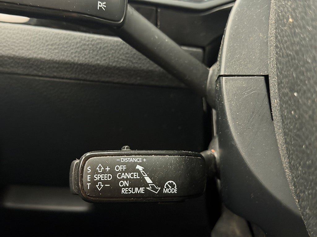 Vehicle Image 27