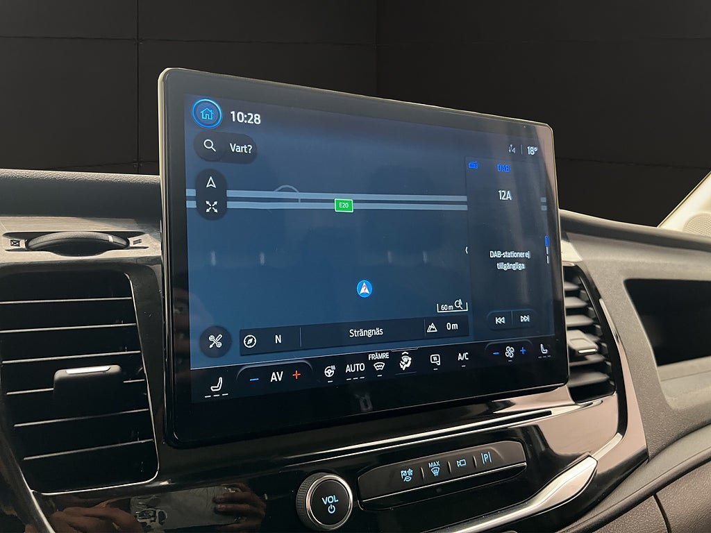 Vehicle Image 26