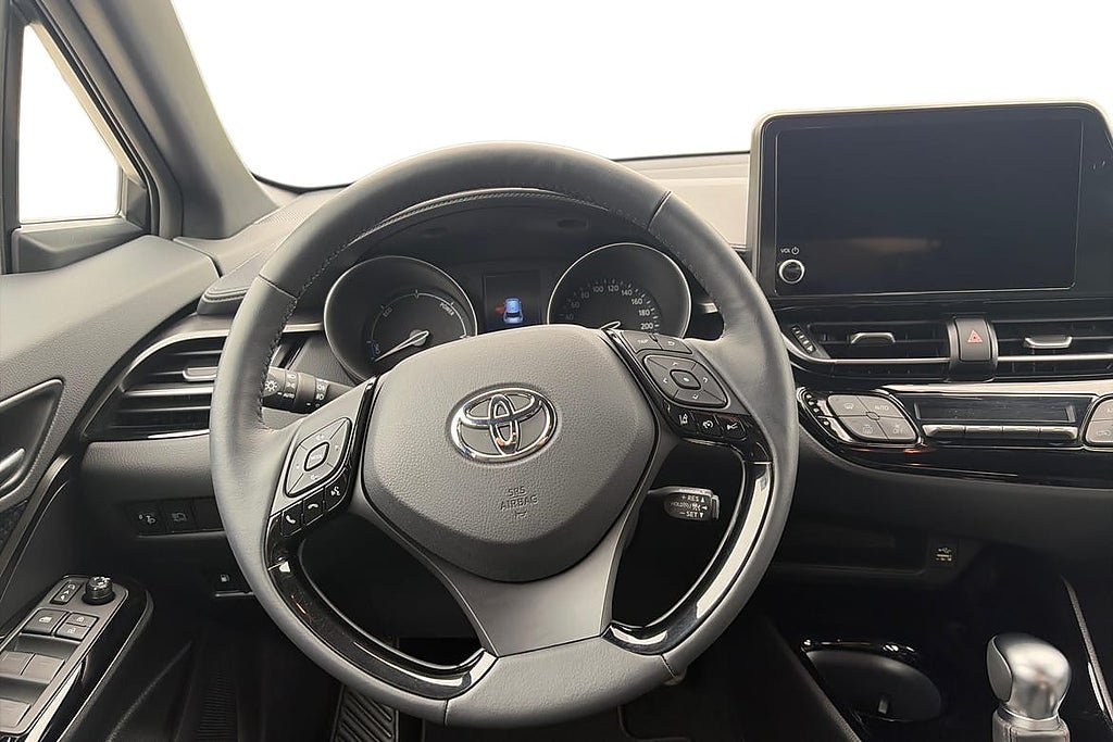 Vehicle Image 9