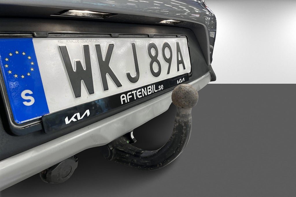 Vehicle Image 27