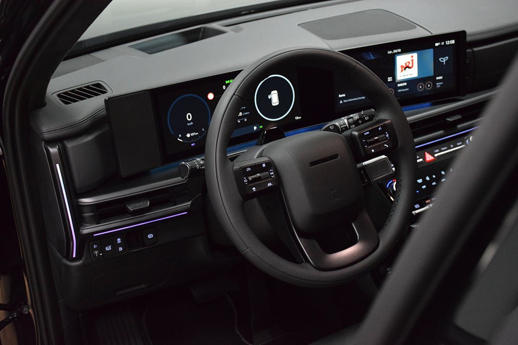 Vehicle Image 14
