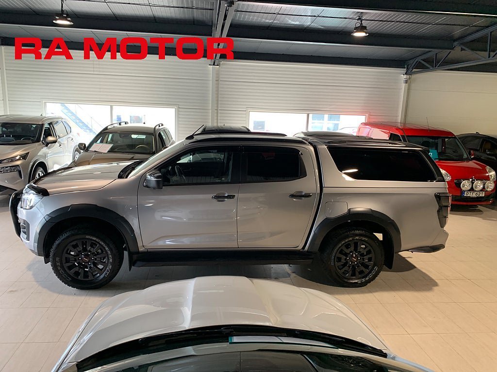 Vehicle Image 6