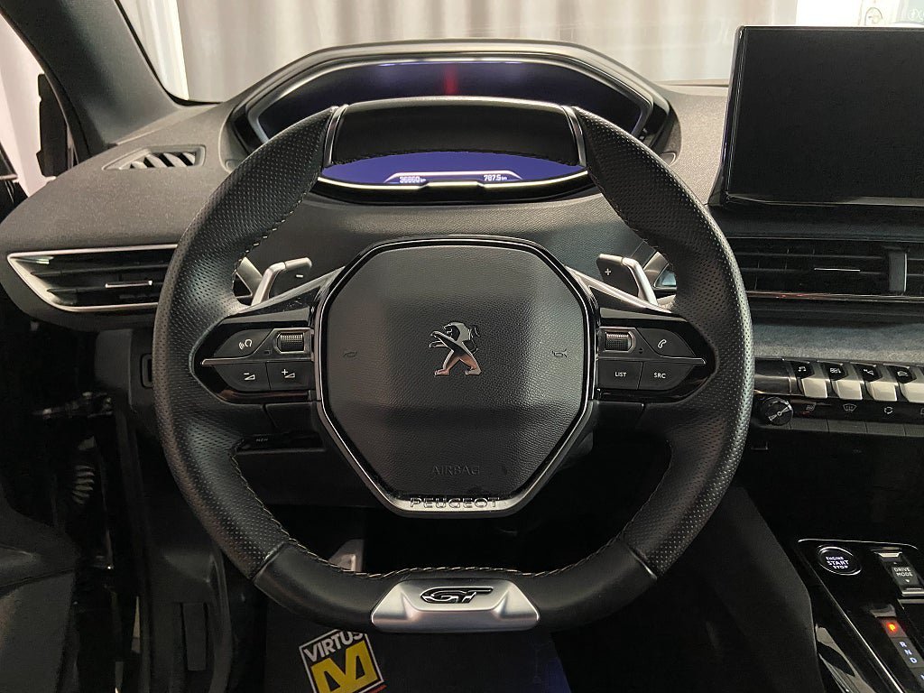 Vehicle Image 17