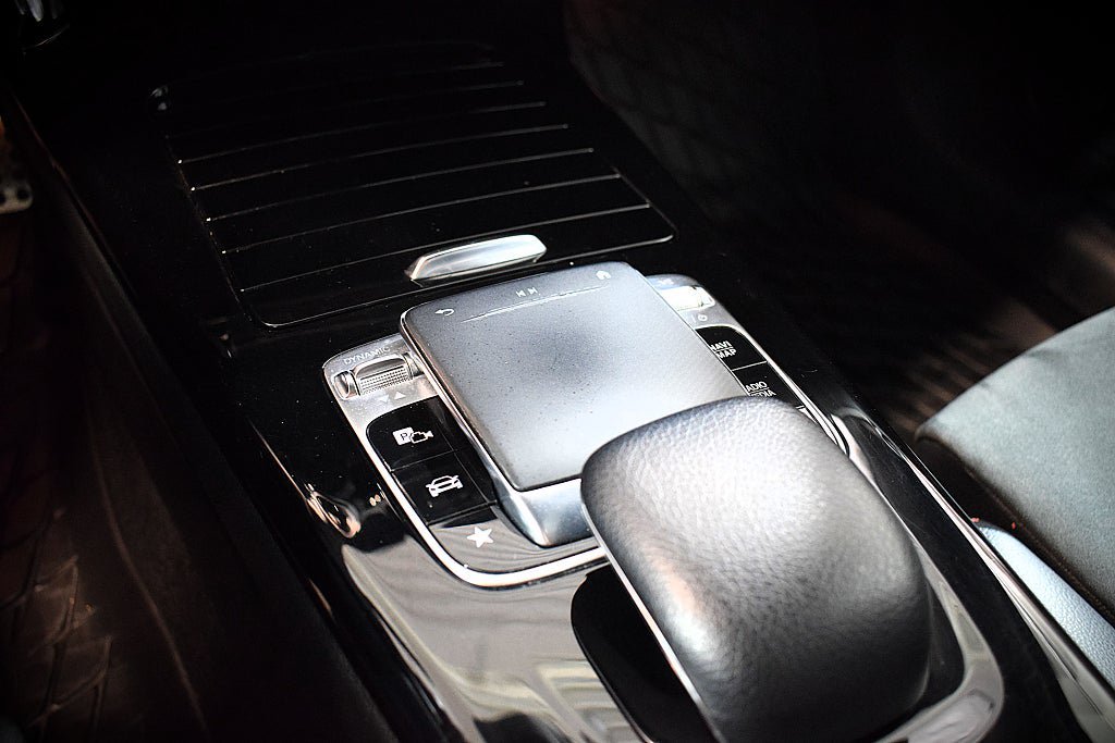 Vehicle Image 19
