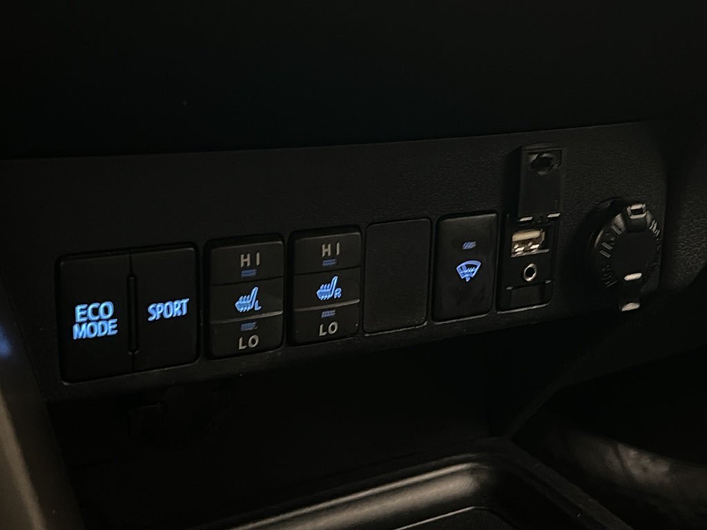 Vehicle Image 26