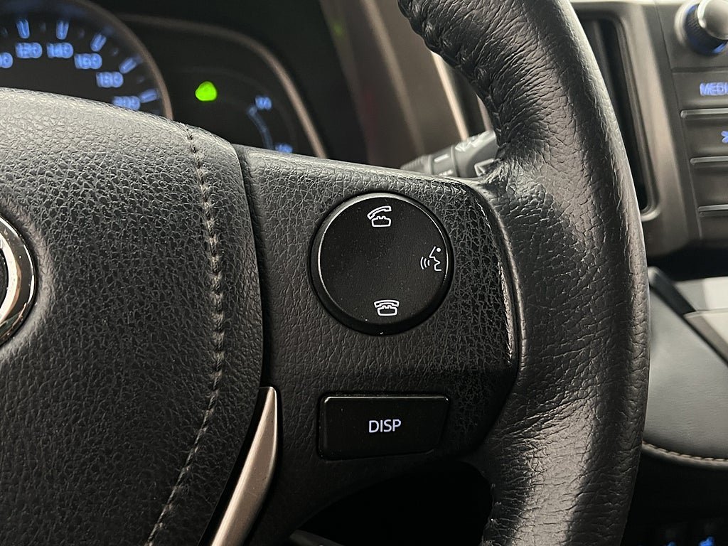 Vehicle Image 28