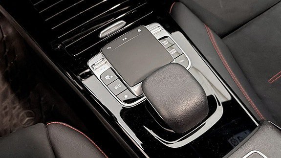 Vehicle Image 19