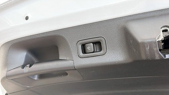 Vehicle Image 24