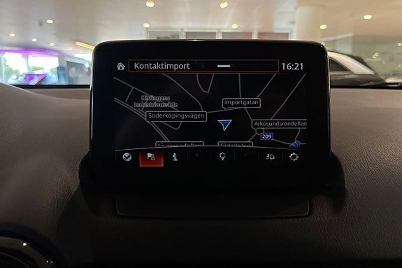 Vehicle Image 17
