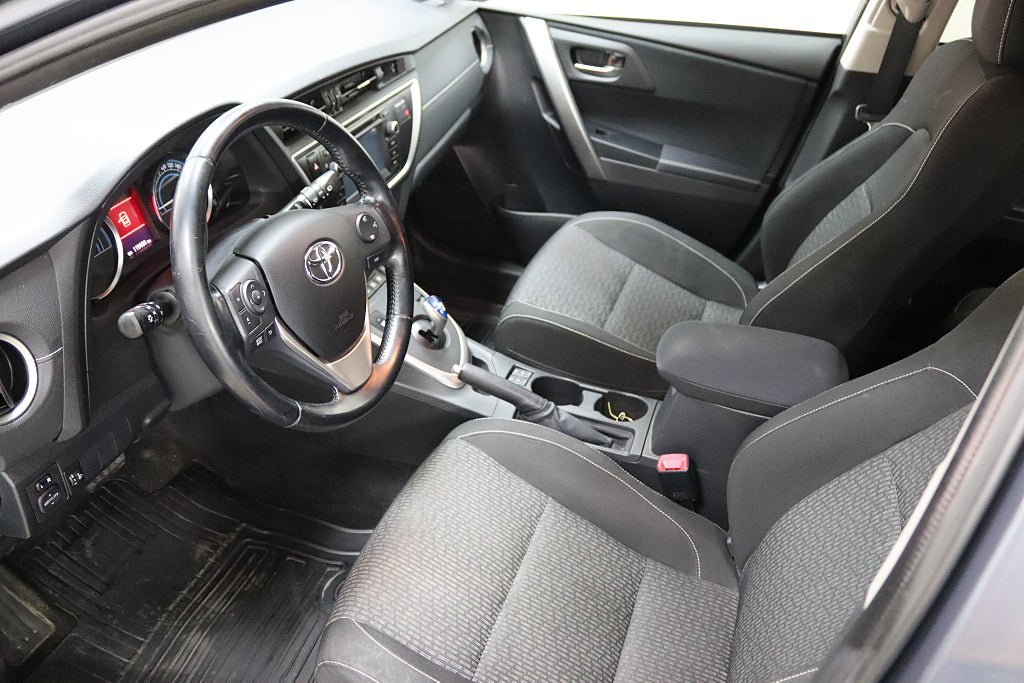 Vehicle Image 9
