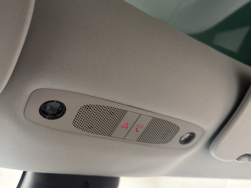 Vehicle Image 28