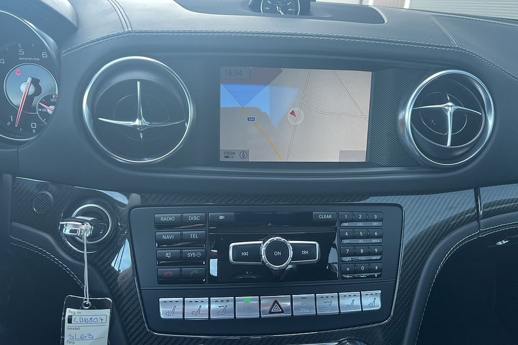 Vehicle Image 18