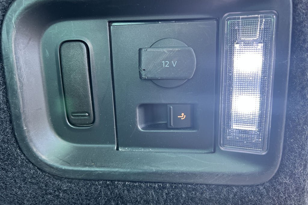 Vehicle Image 22