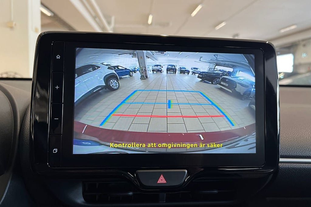 Vehicle Image 15