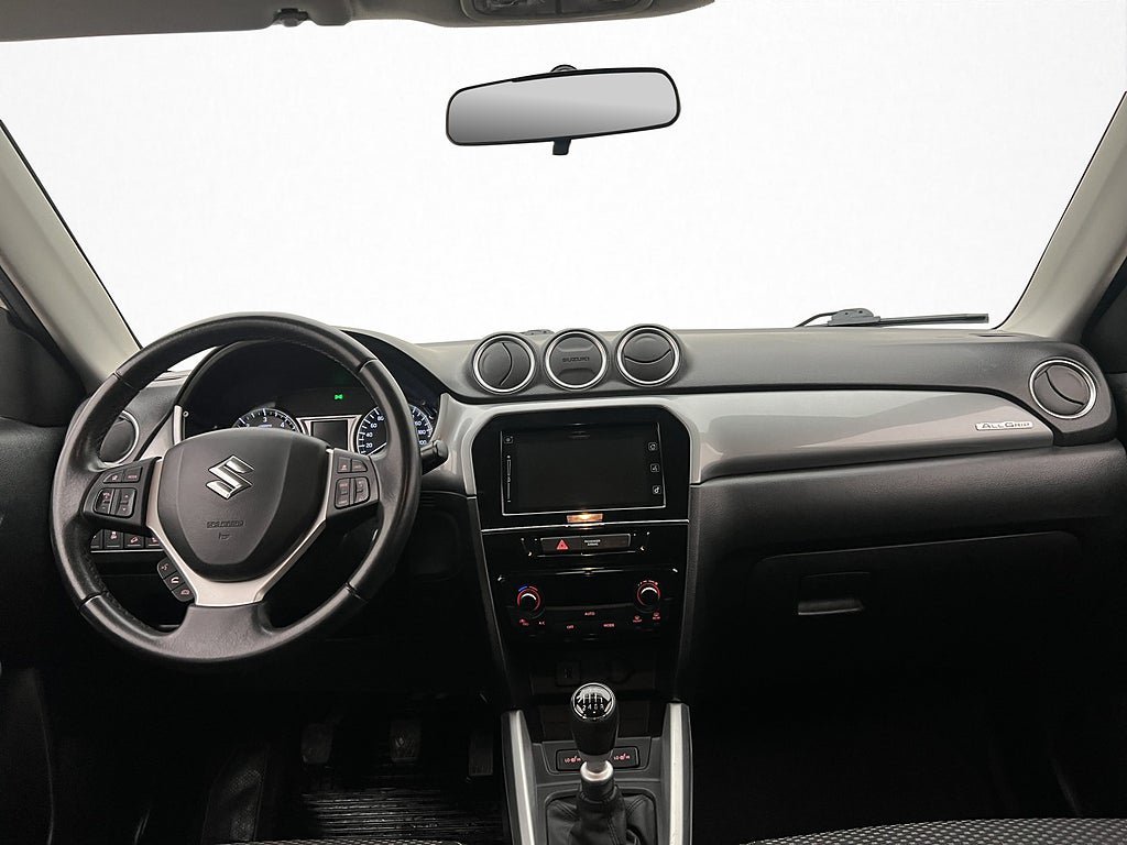Vehicle Image 13