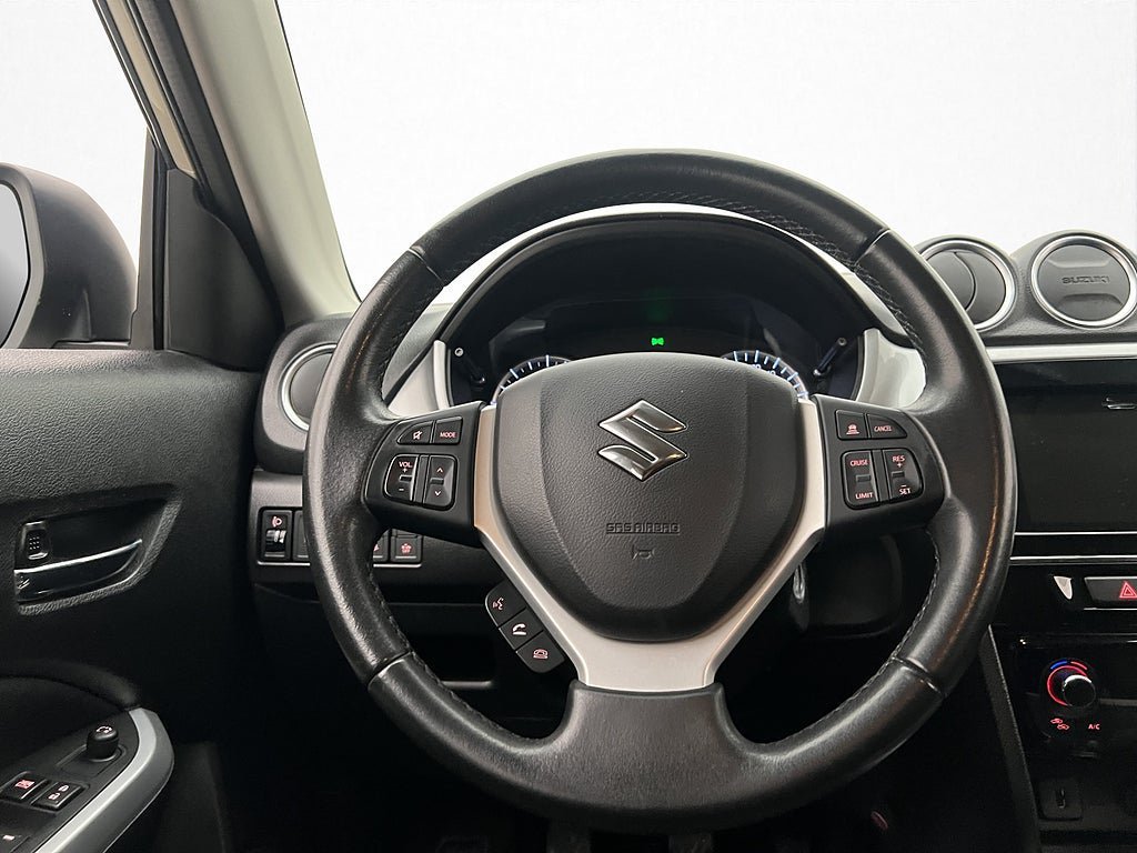 Vehicle Image 14