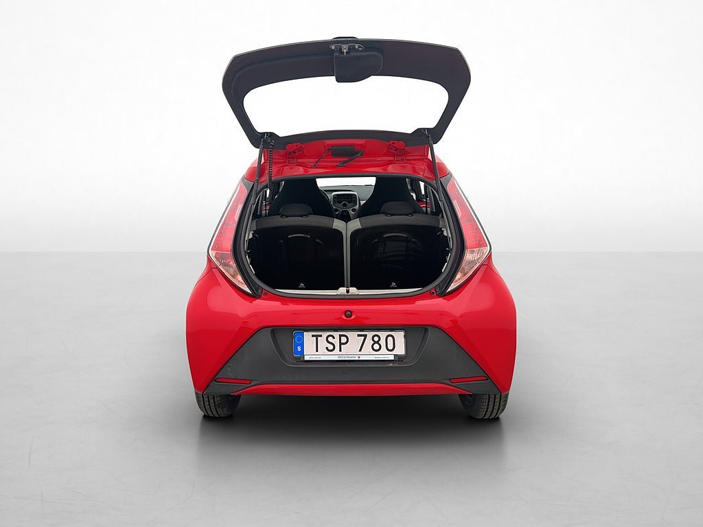 Vehicle Image 22