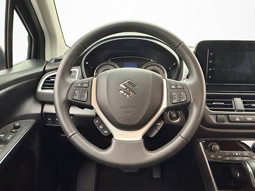 Vehicle Image 14