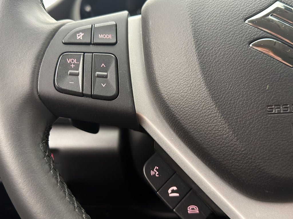 Vehicle Image 16