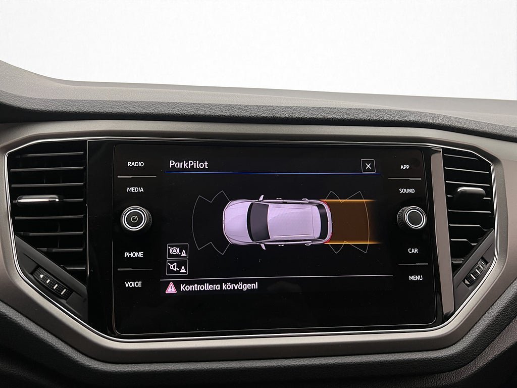 Vehicle Image 18