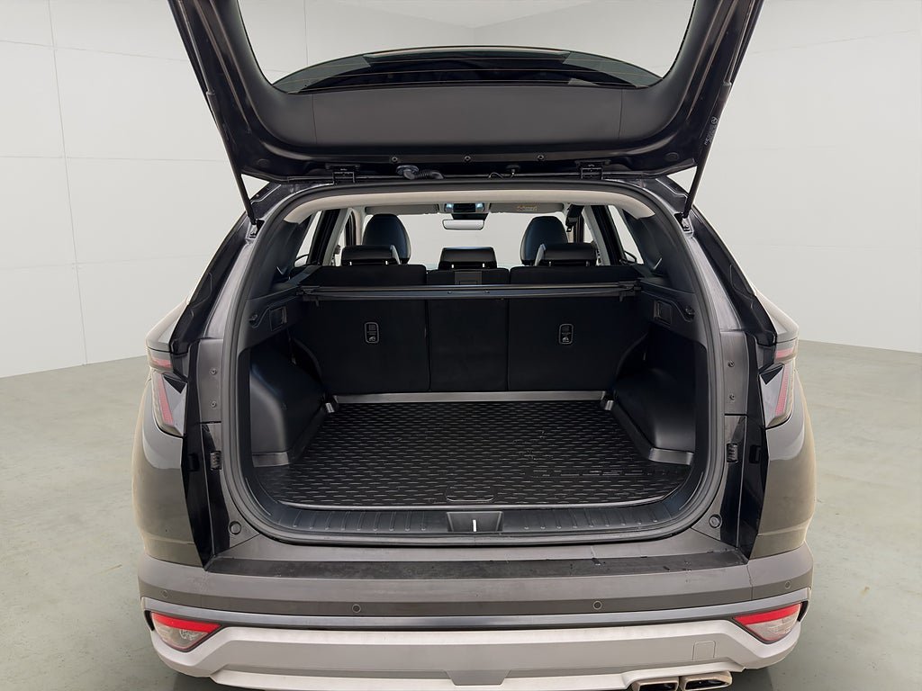 Vehicle Image 30