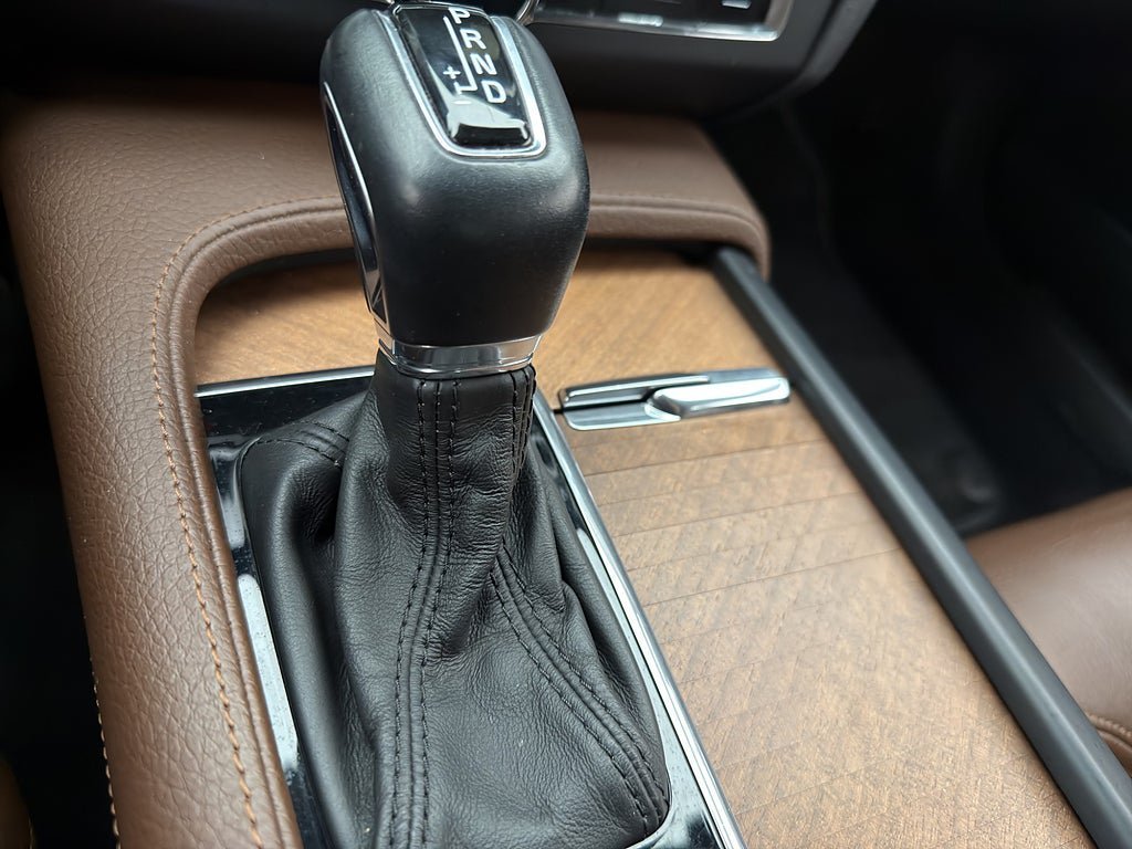 Vehicle Image 22