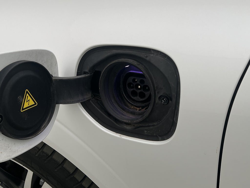 Vehicle Image 28