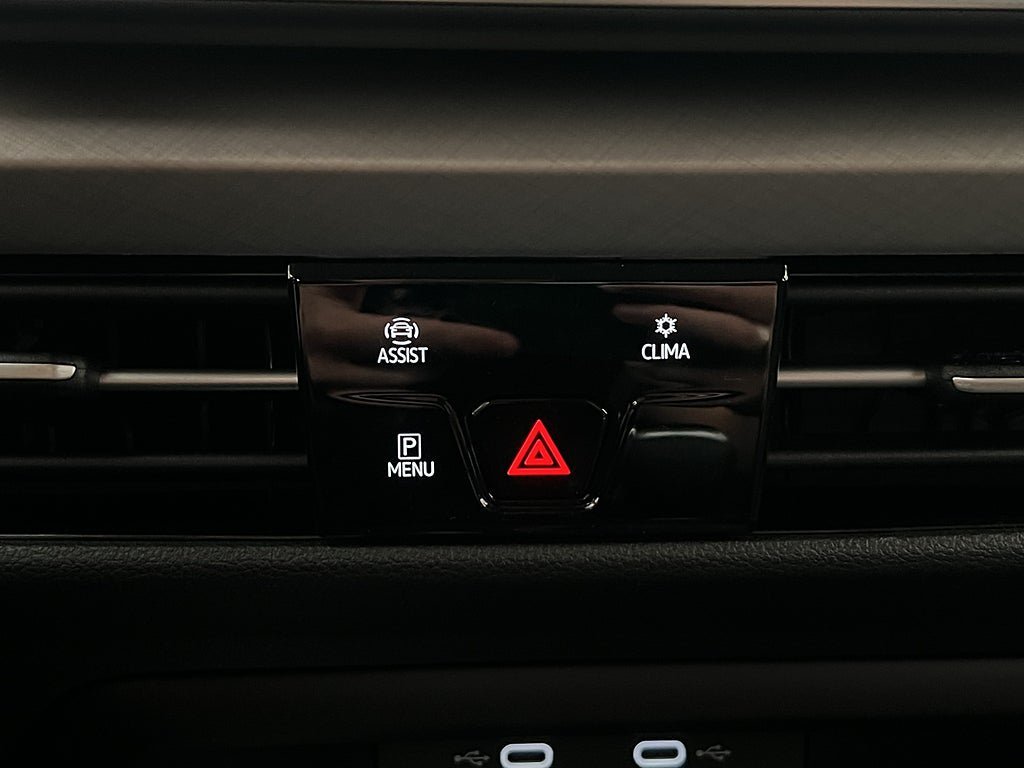 Vehicle Image 27