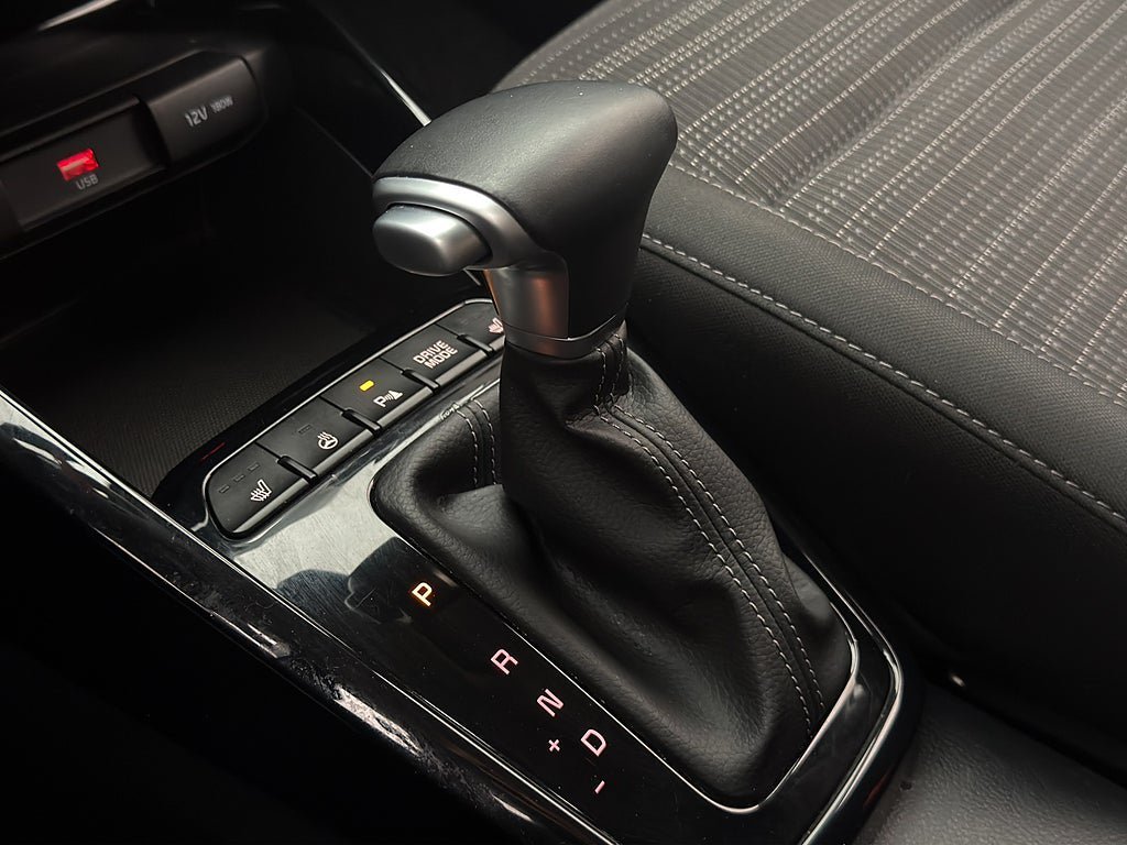 Vehicle Image 27