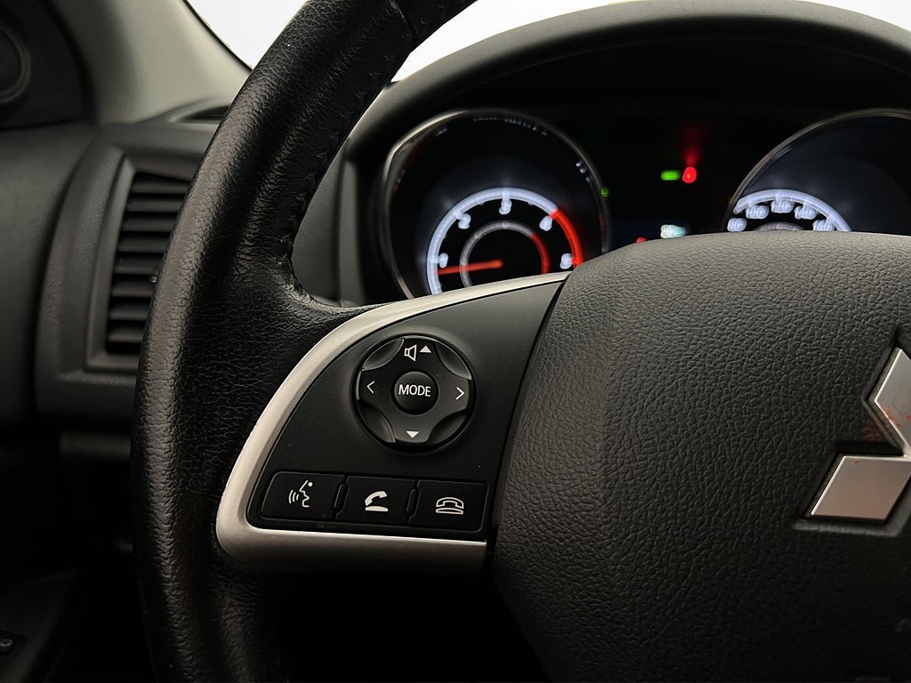 Vehicle Image 15