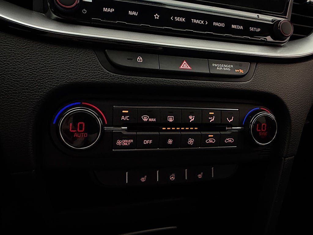 Vehicle Image 24