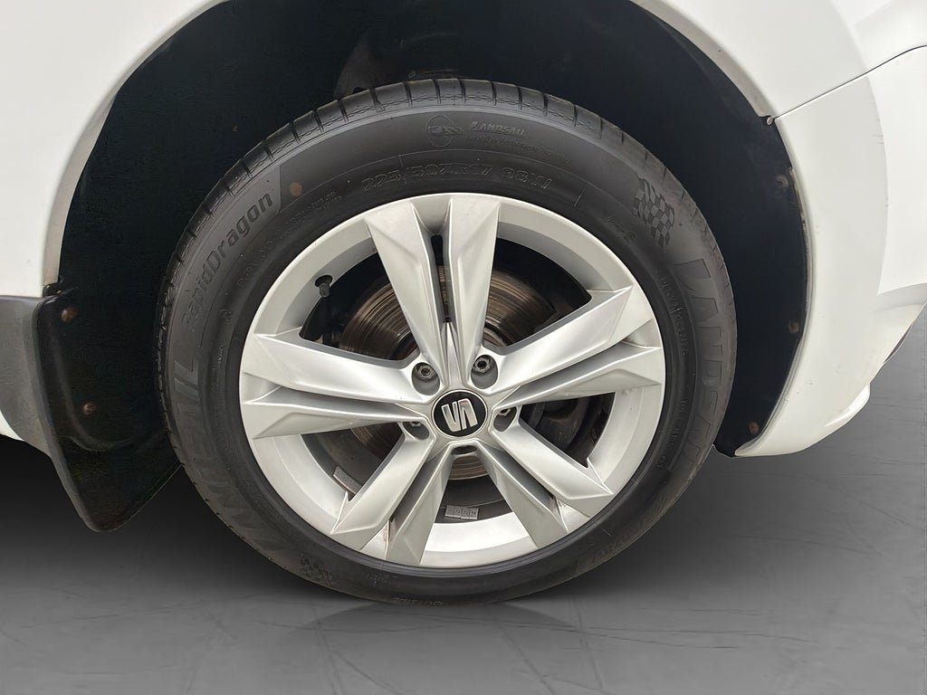 Vehicle Image 35