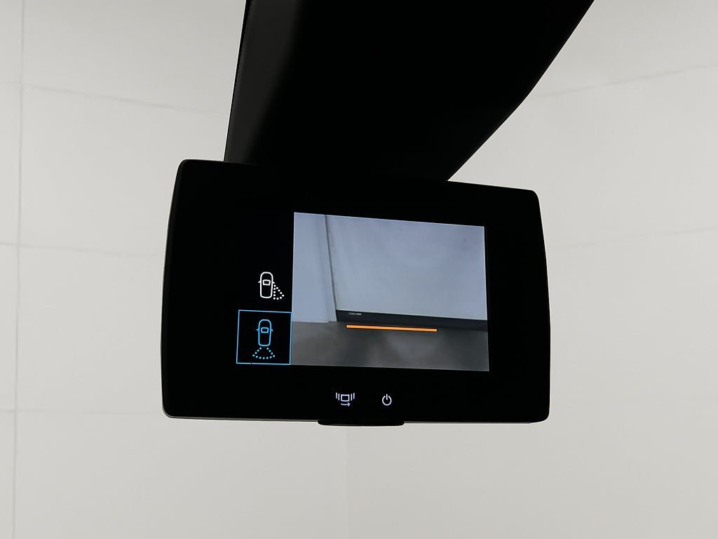 Vehicle Image 23