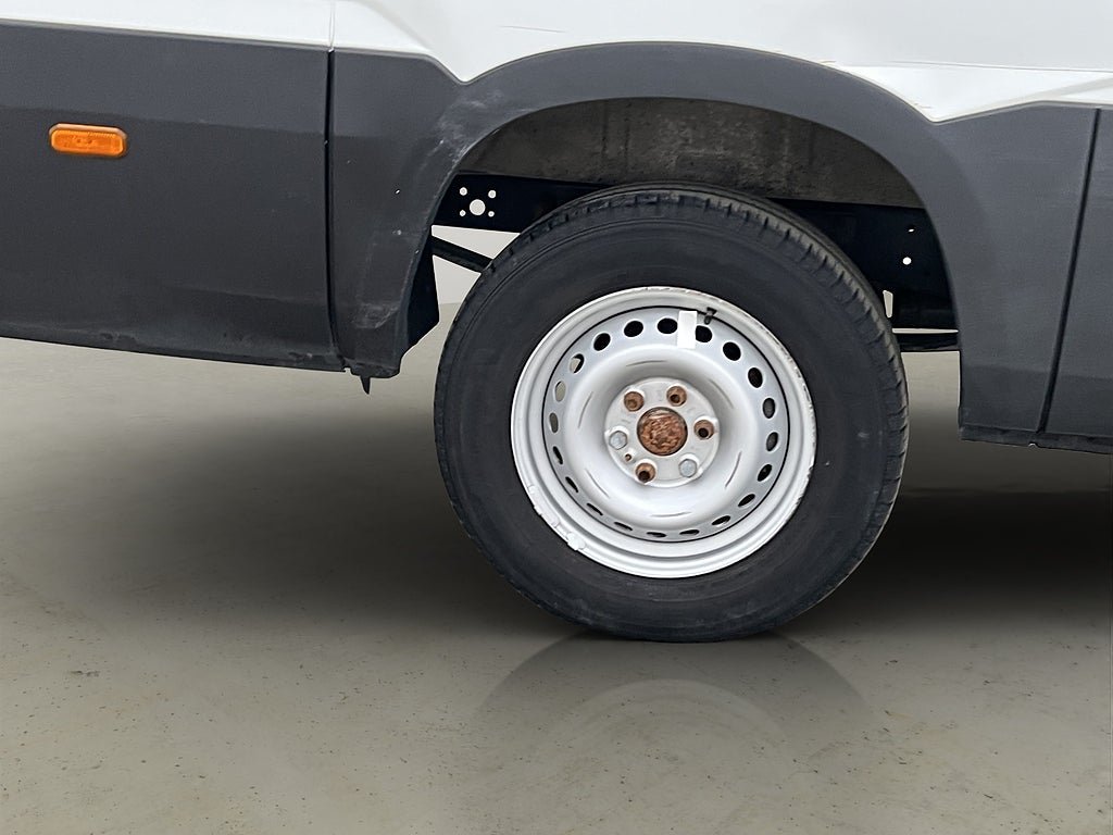 Vehicle Image 22