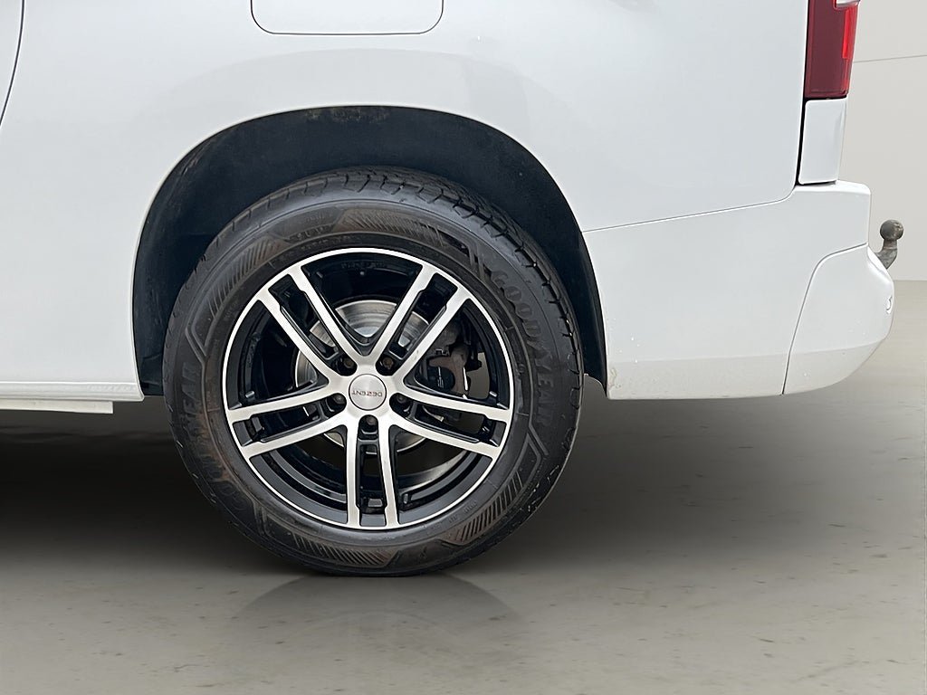 Vehicle Image 31