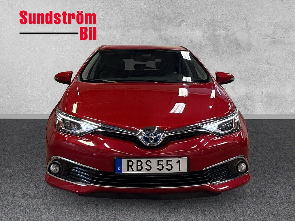Vehicle Image 9