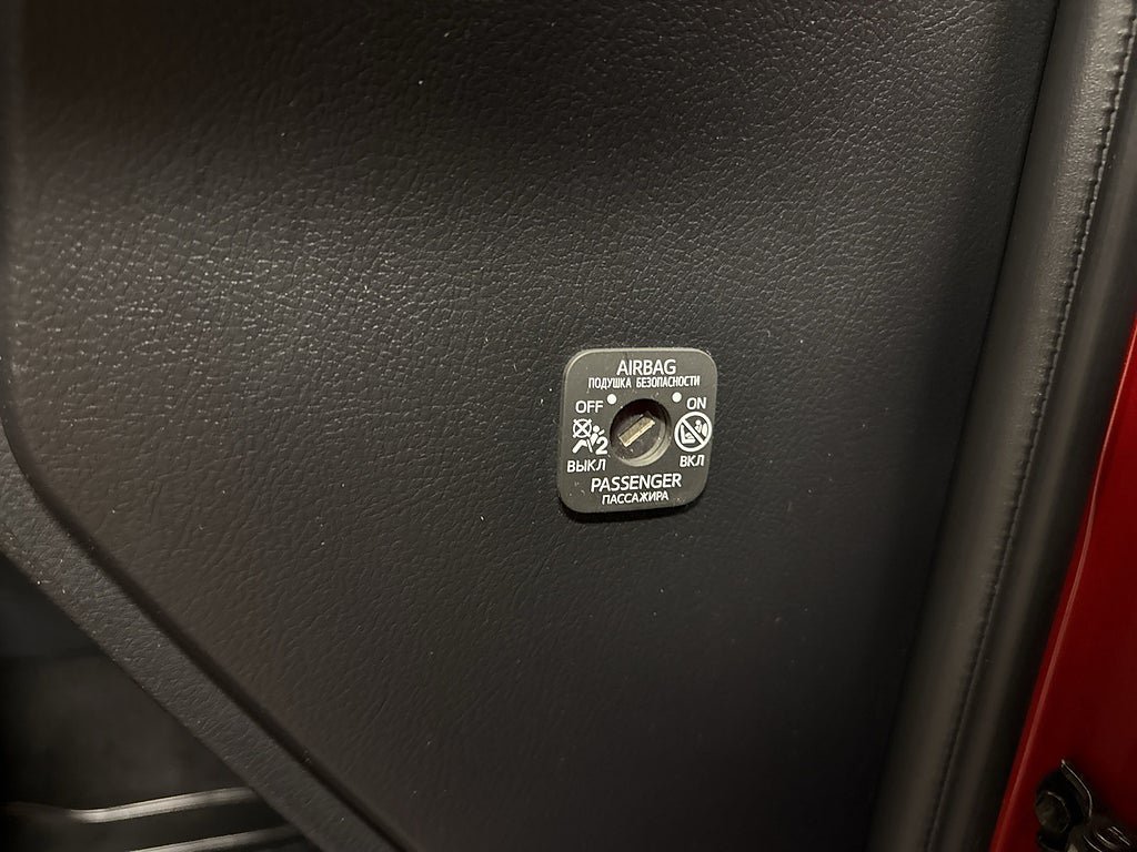 Vehicle Image 23