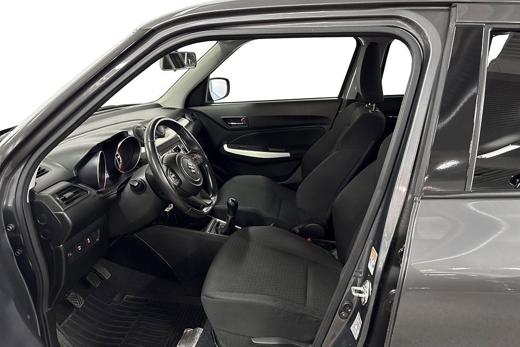 Vehicle Image 11