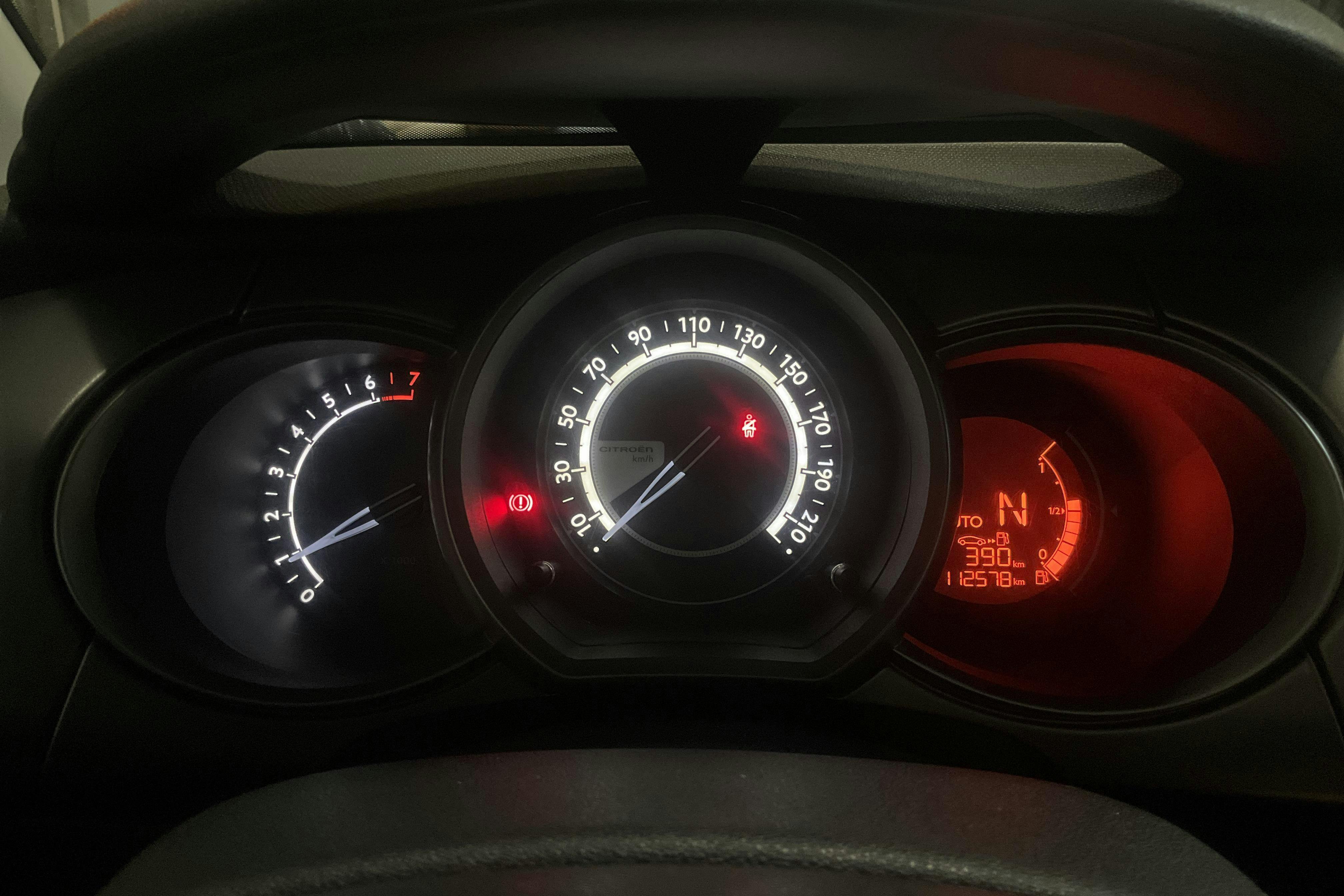 Vehicle Image 10