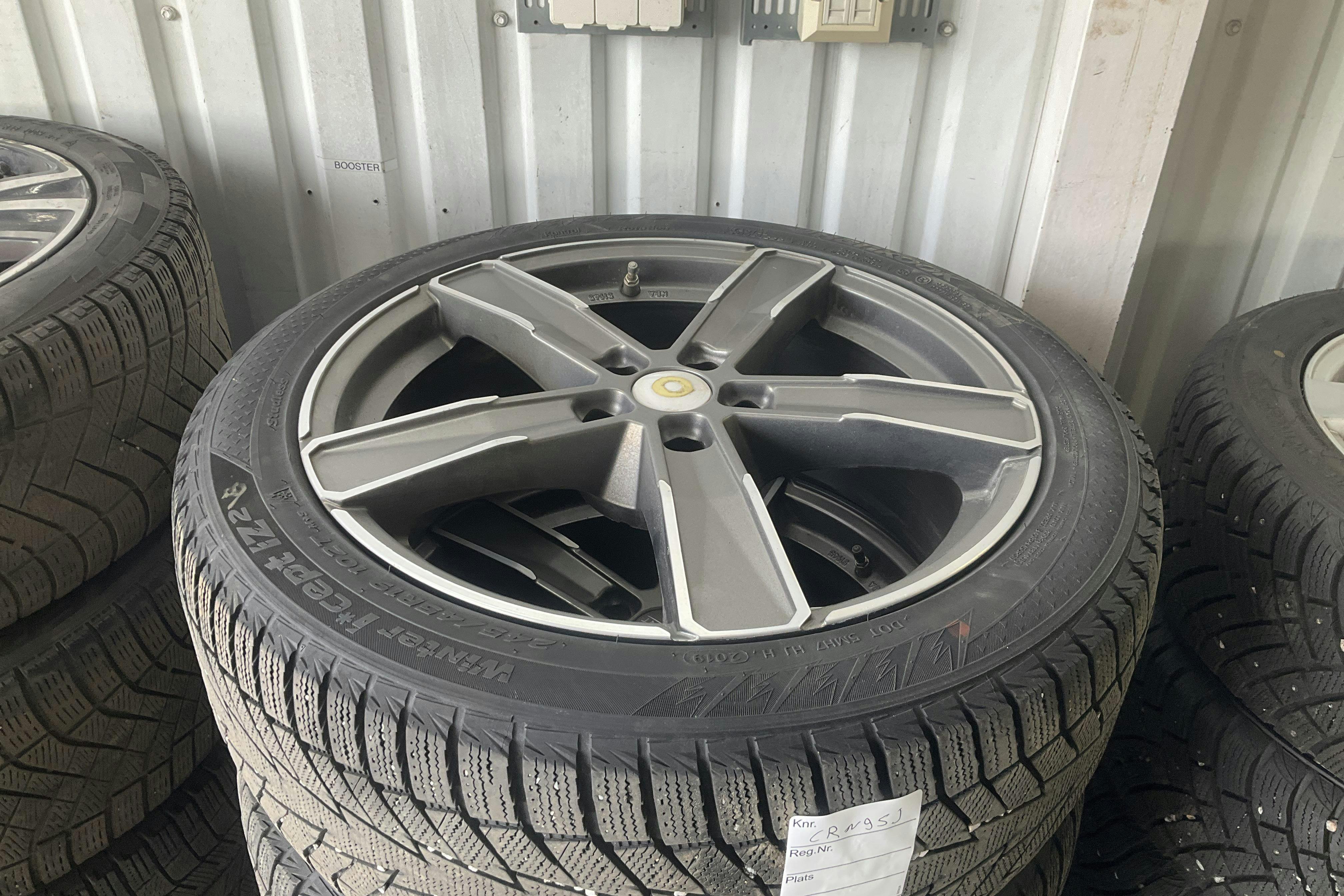 Vehicle Image 18