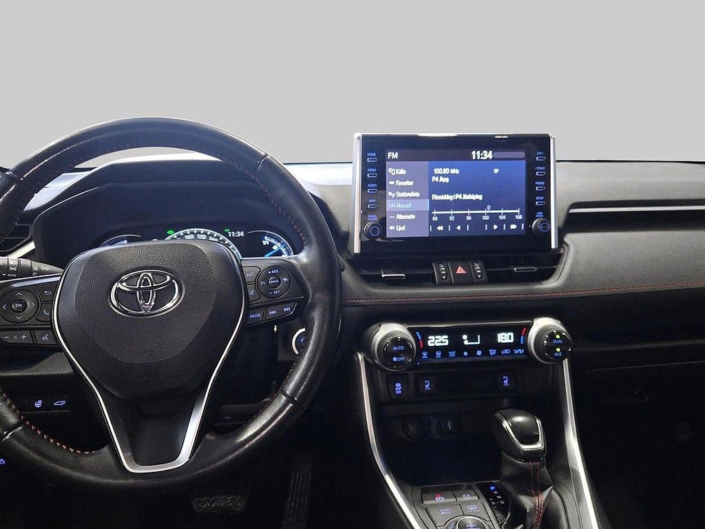 Vehicle Image 11