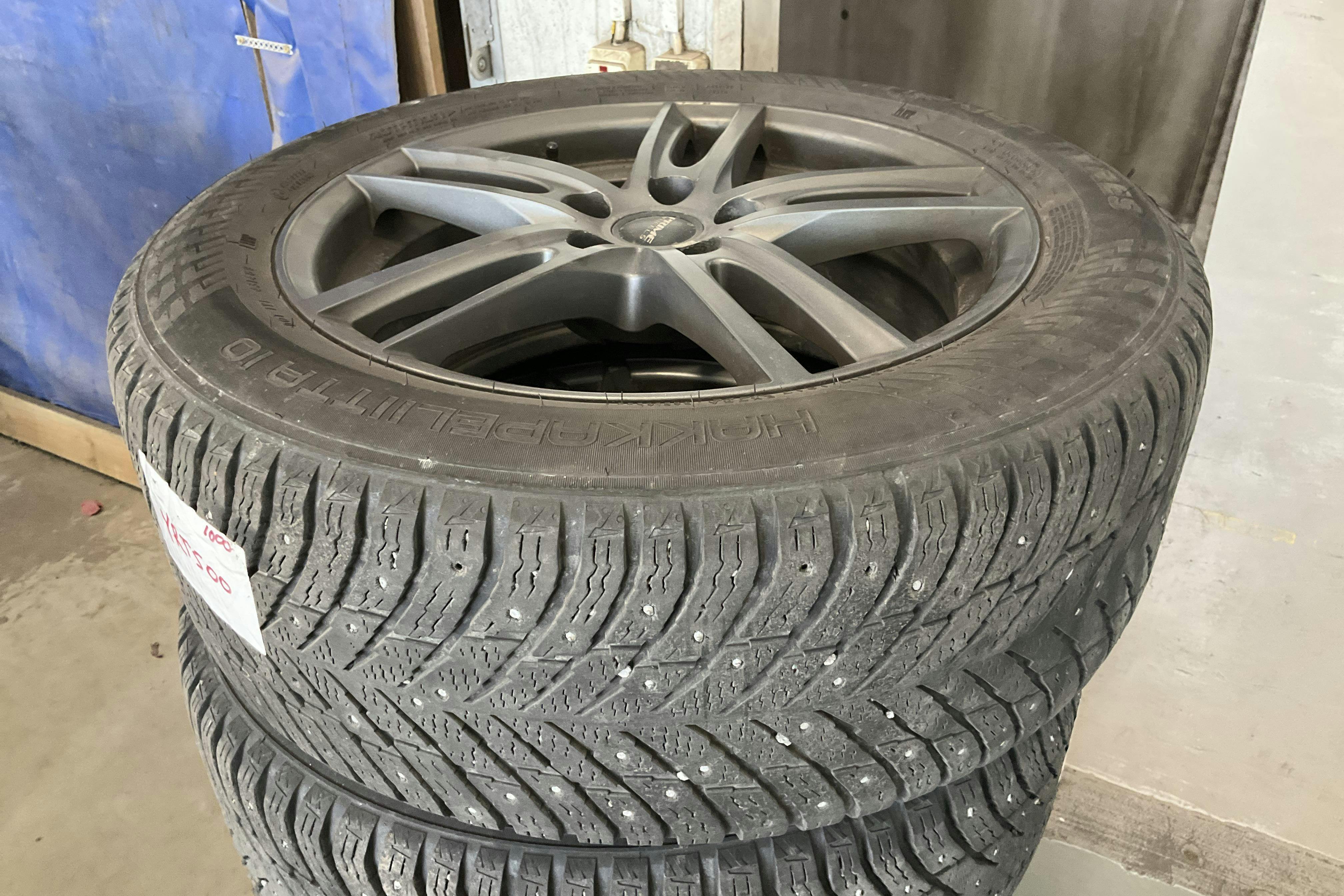 Vehicle Image 13
