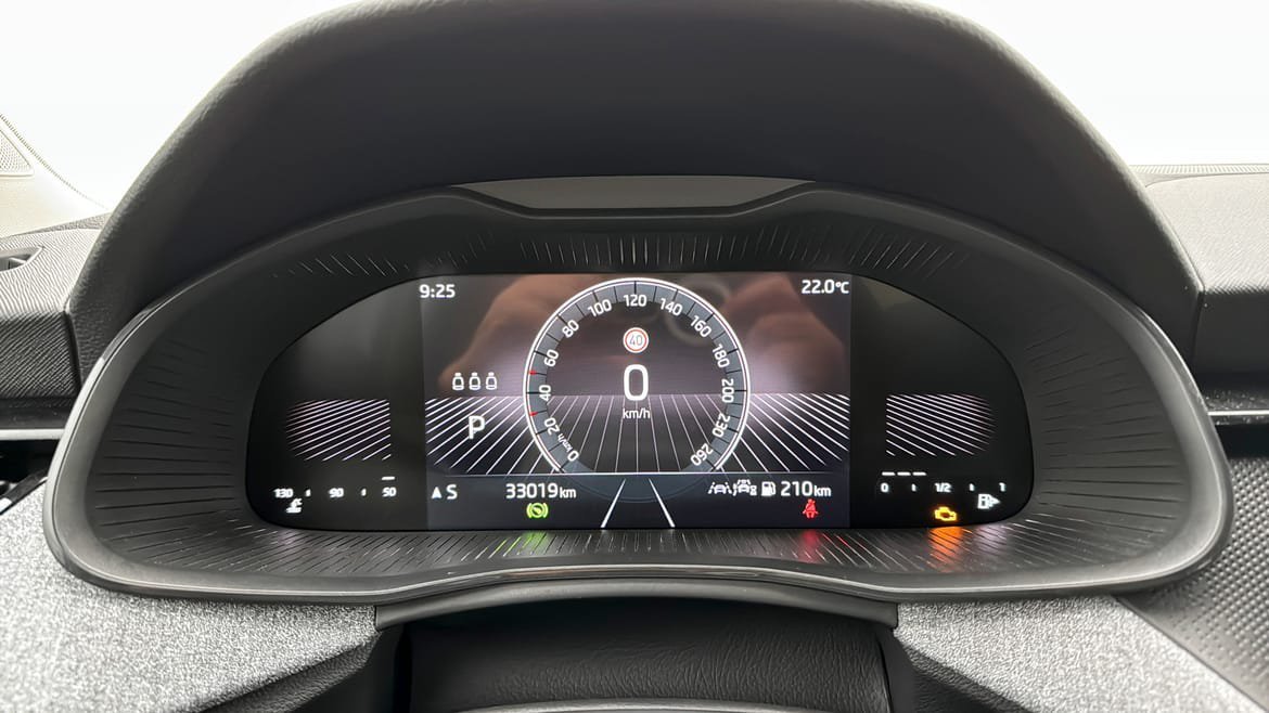 Vehicle Image 13